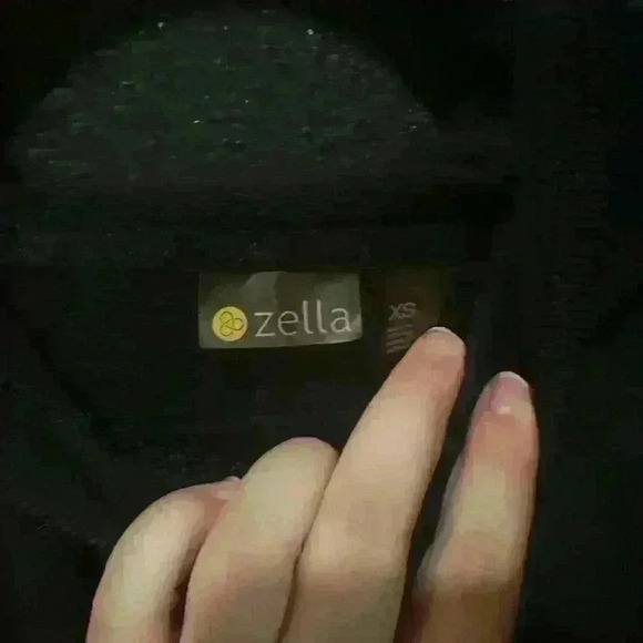 Women’s Zella Black Pullover Hoodie Extra Small - Picture 2 of 3